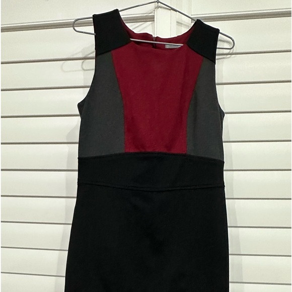 Casual dress - Picture 1 of 3